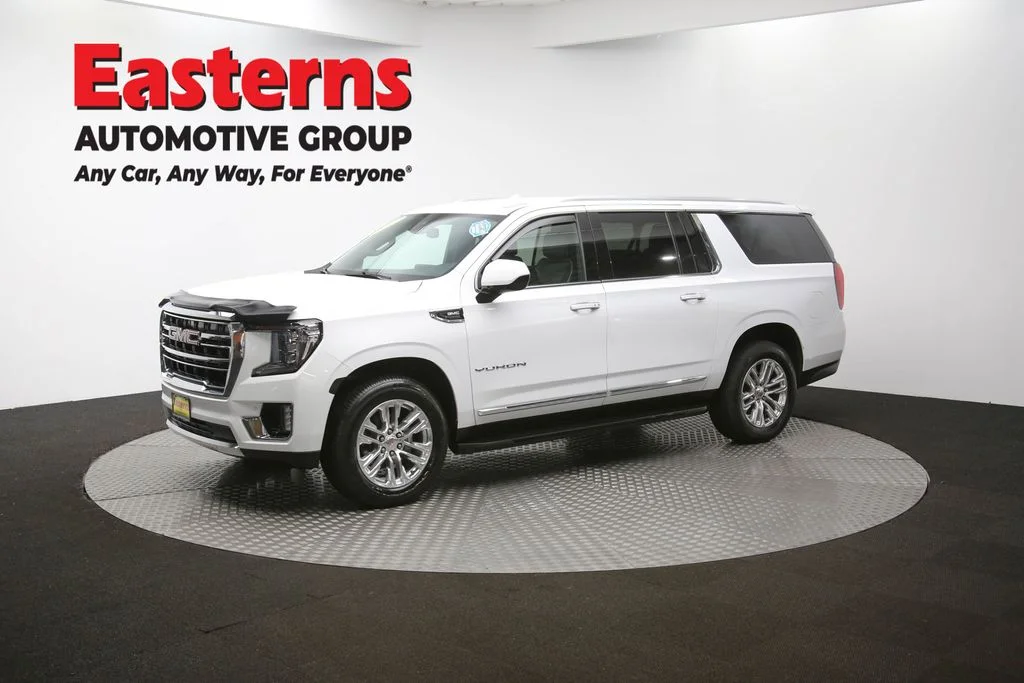 Used 2023 White GMC SLT image 61