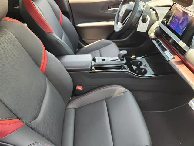 New 2025 Wind Chill Pearl Toyota XSE image 10