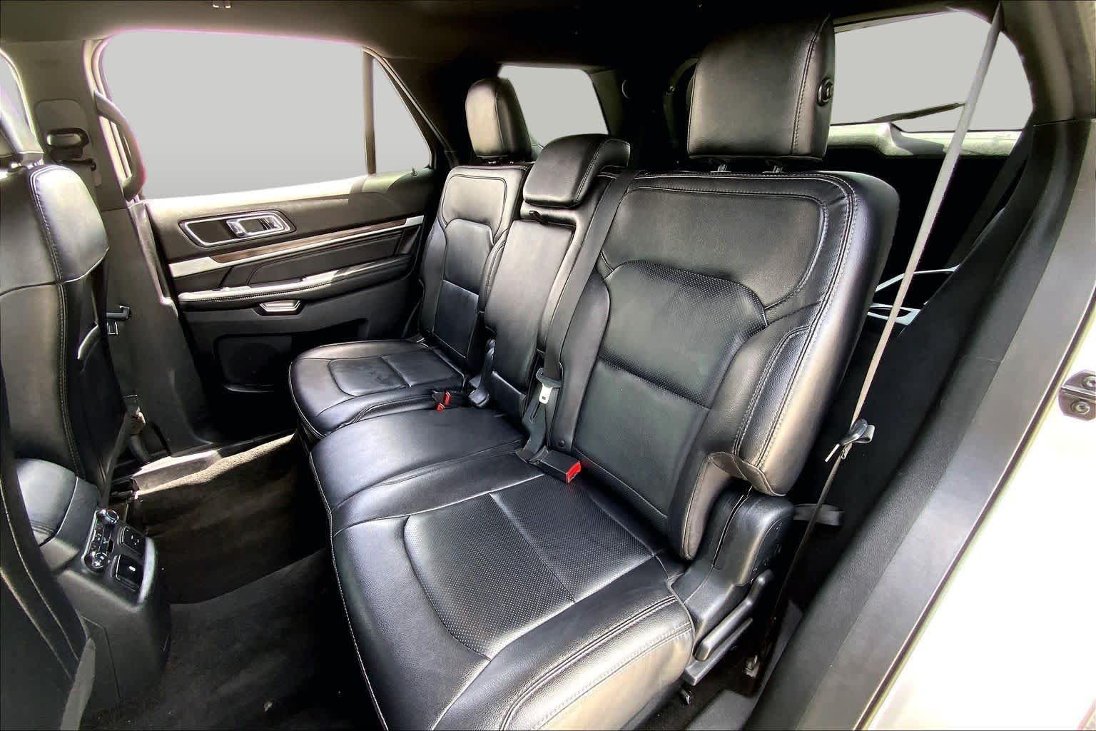 Used 2019 Ingot Silver Ford Limited image 20