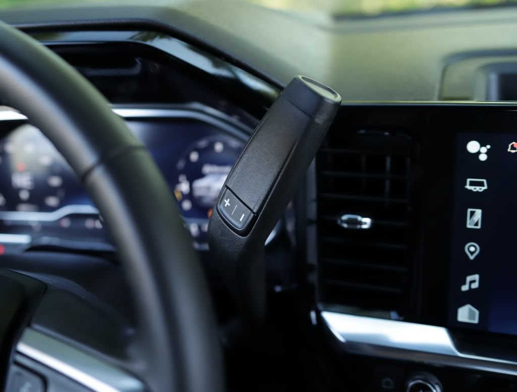 Used 2024 Black Chevrolet LT (2FL) image 19