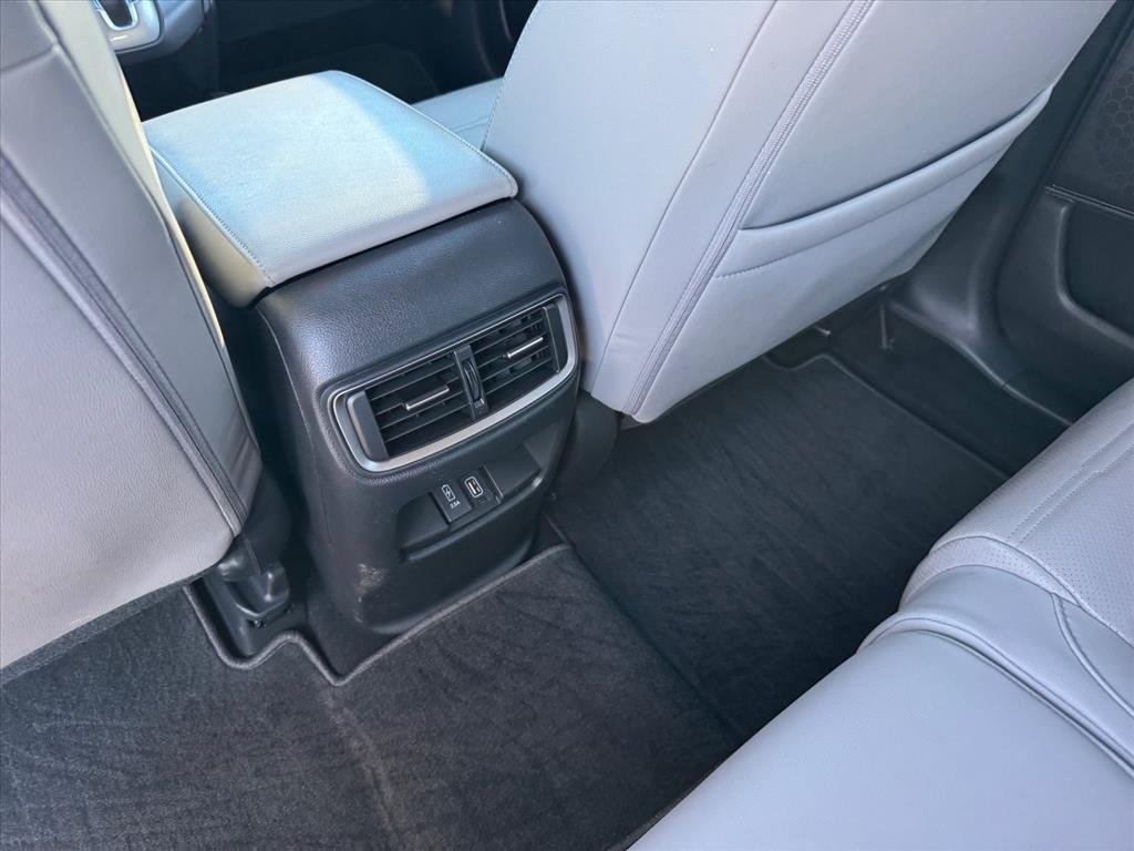 Used 2018 Modern Steel Metallic Honda Touring image 15