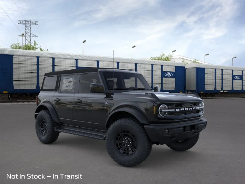 New 2026 Shadow Black Ford Outer Banks® image 7