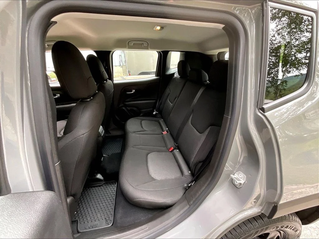 Used 2022 Sting-Gray Clearcoat Jeep Sport image 15