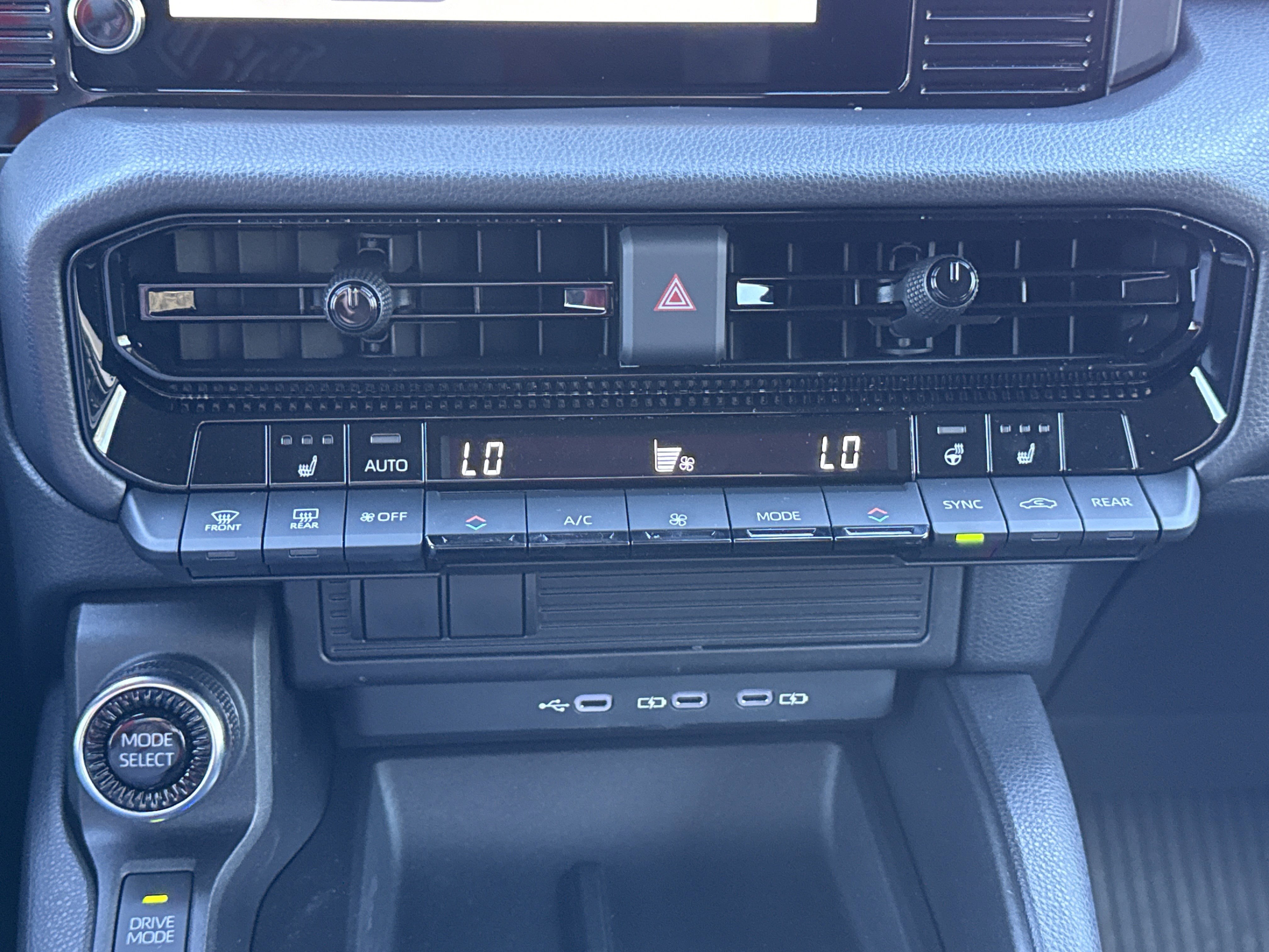 2025 Toyota Land Cruiser Land Cruiser 1958 - Photo 28