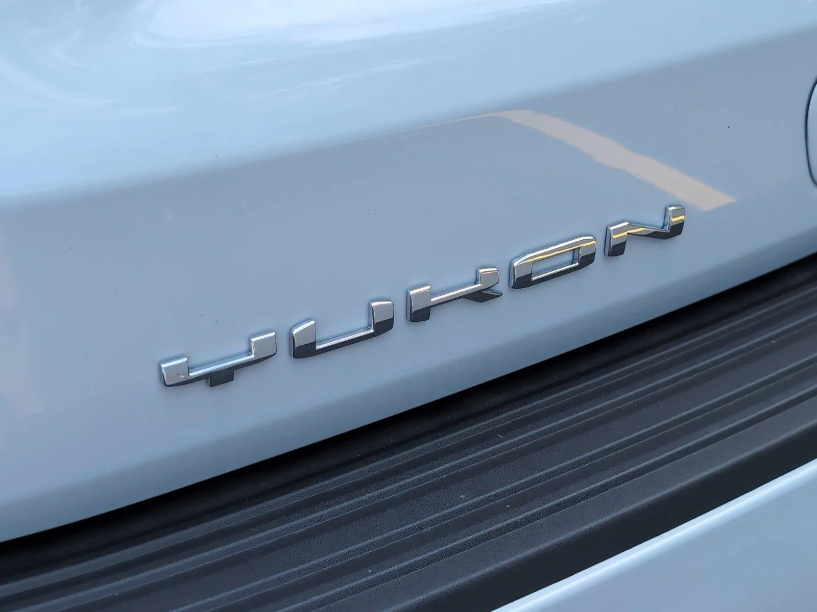 New 2026 Glacier White Tricoat GMC Denali image 39