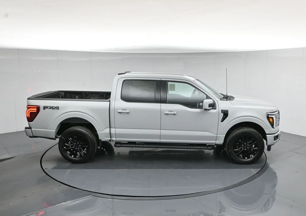 New 2026 Avalanche Ford Lariat image 46