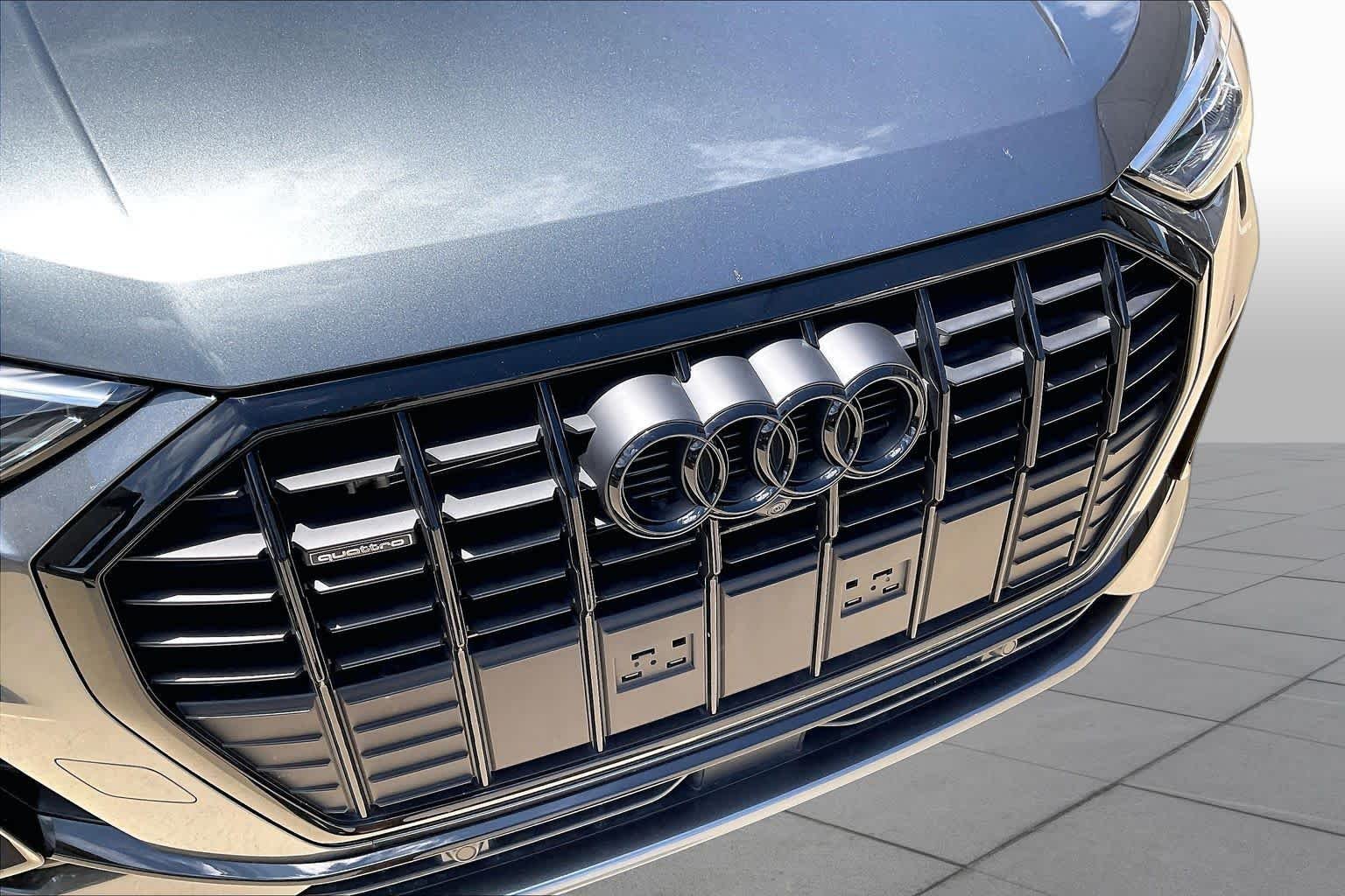 Used 2025 Daytona Gray Pearl Effect Audi S line Premium Plus image 30