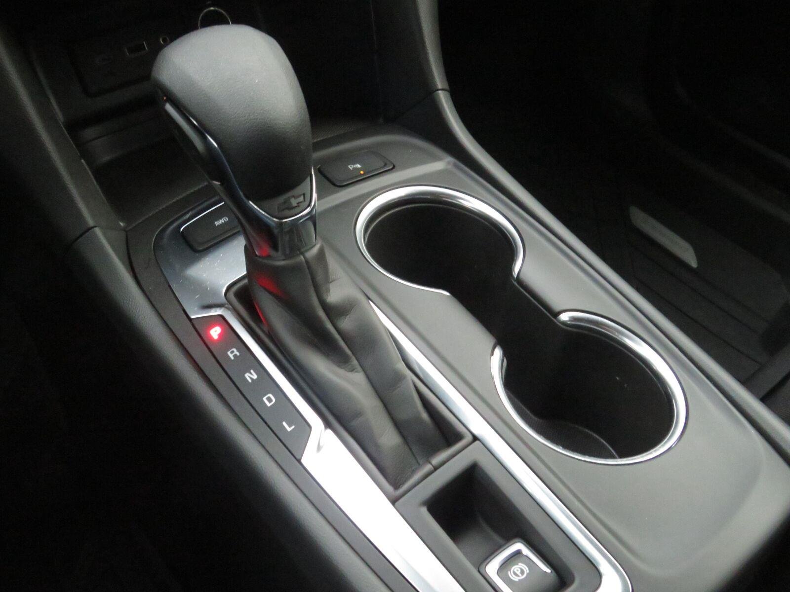 Used 2024 Sterling Gray Metallic Chevrolet LT image 26