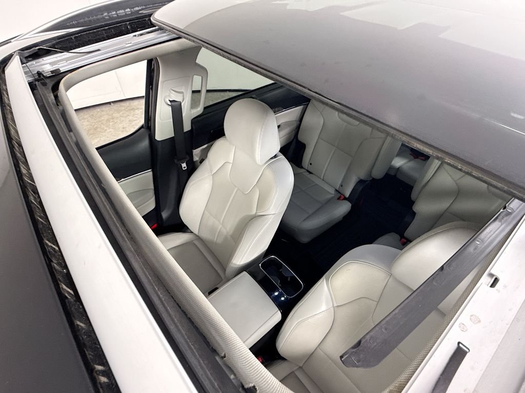 Used 2024 Ebony Black Kia SX image 3