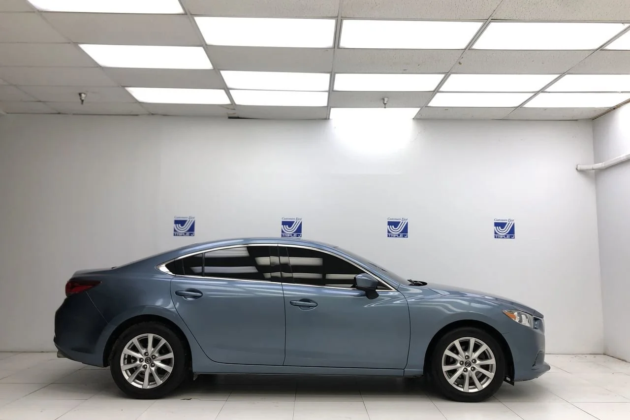 Used 2017 Deep Crystal Blue Mazda Sport image 2