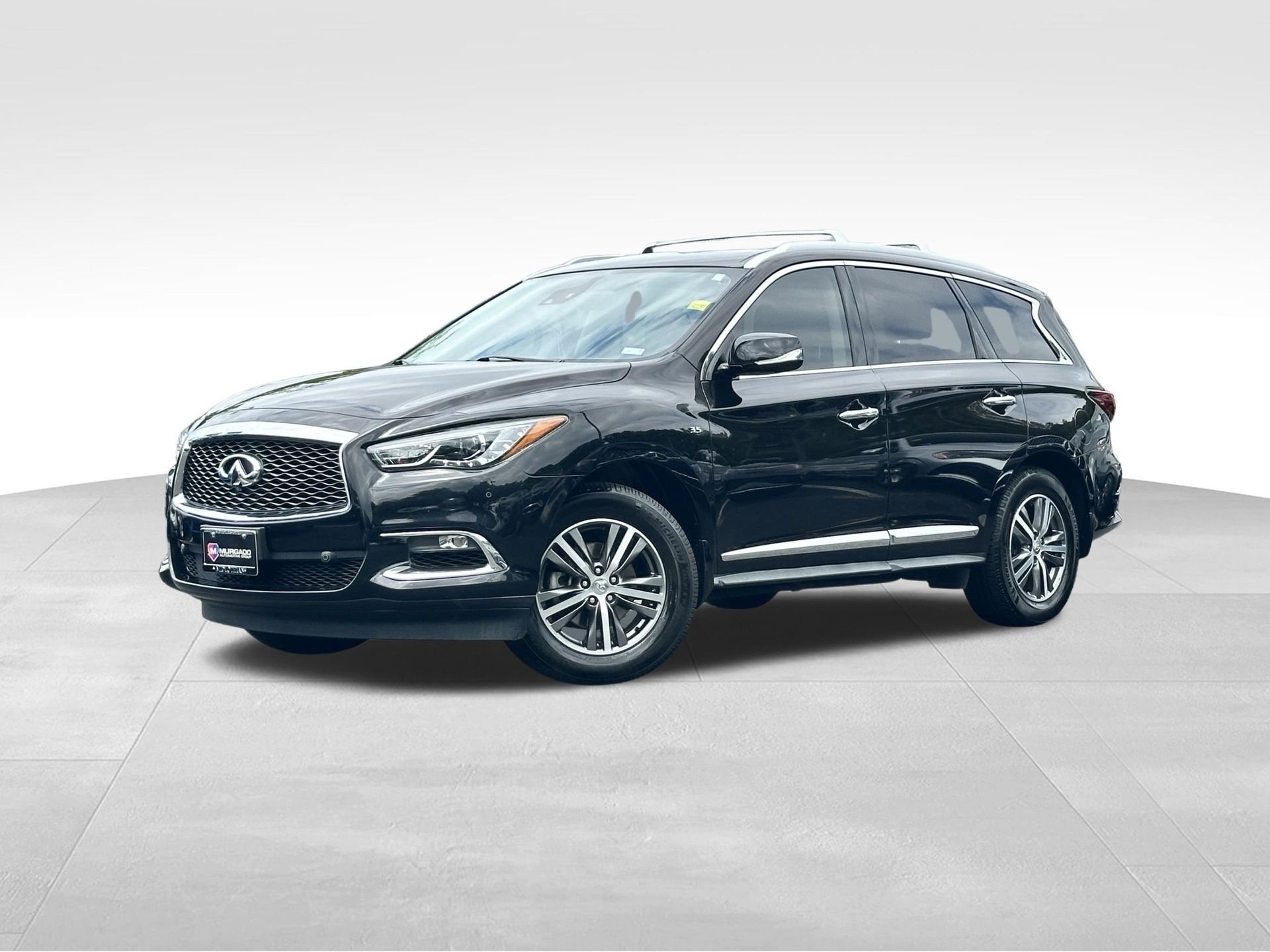 Used 2020 Black INFINITI LUXE image 1