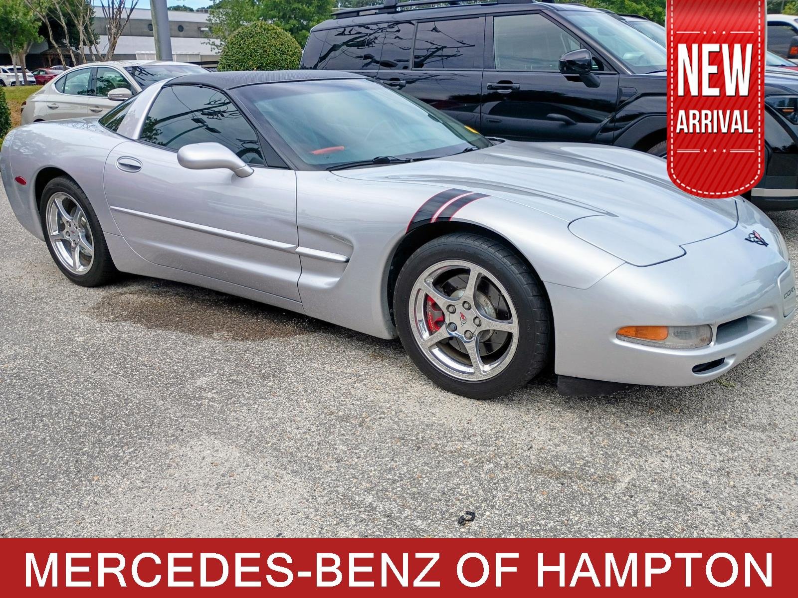 Used 2001 Quicksilver Metallic Chevrolet Base image 1