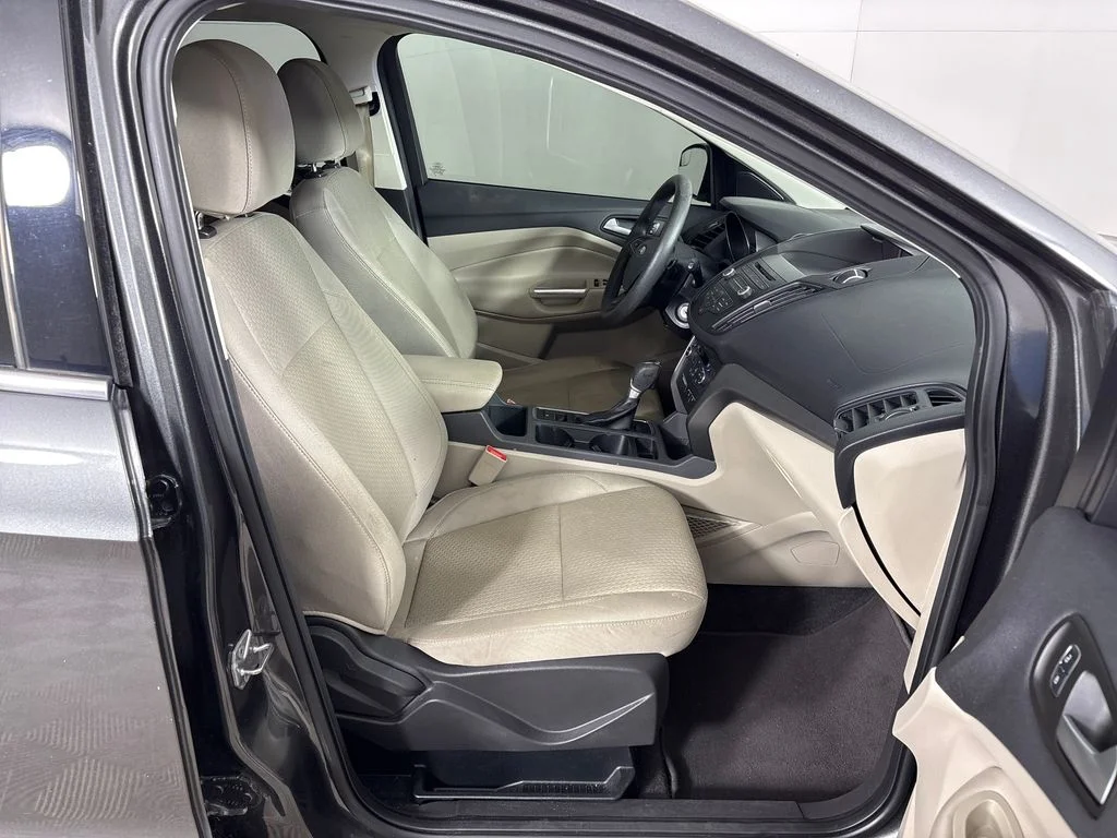Certified Used 2017 Gray Ford SE image 6