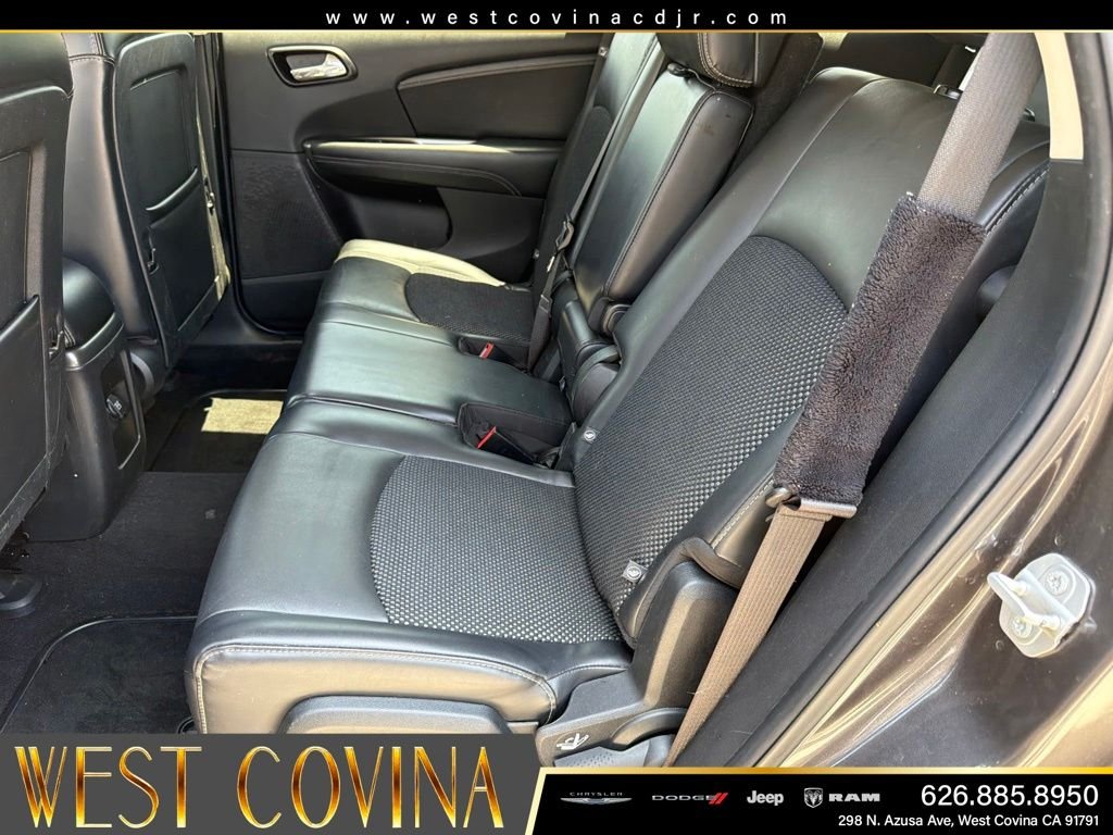 Used 2019 Gray Dodge Crossroad image 35