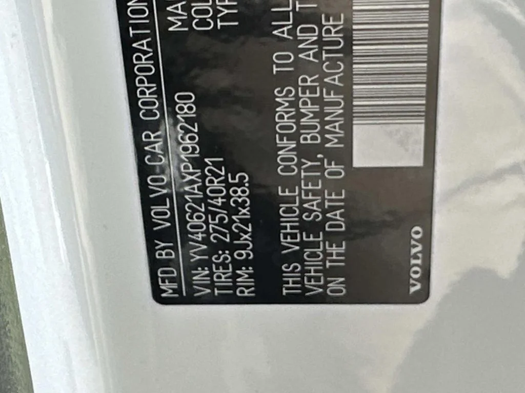 Used 2023  Volvo Ultimate image 30