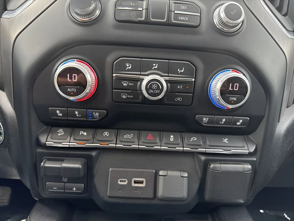 Used 2022 Black GMC Denali image 23