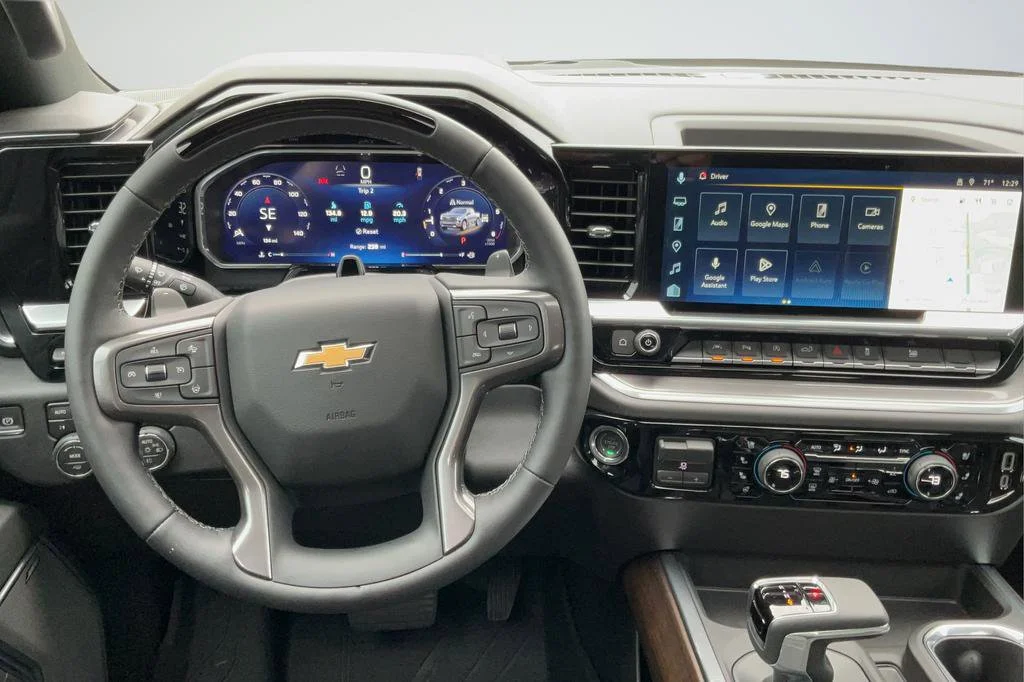 New 2026 Chevrolet Silverado 1500 High Country 4D Crew Cab