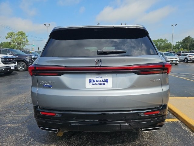 2026 Buick Enclave Sport Touring photo 2