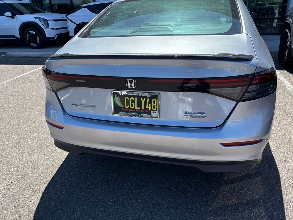 Used 2025  Honda Sport image 16