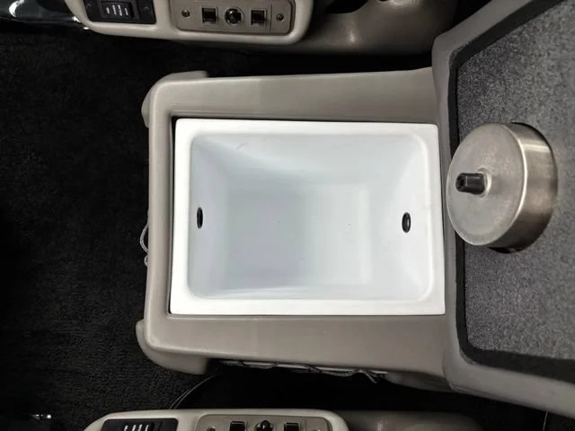 Used 2021 SPECIAL EXTERIOR COLOR Chevrolet LS image 36