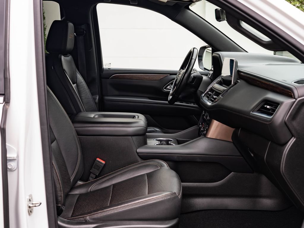 Used 2021 Summit White Chevrolet High Country image 26