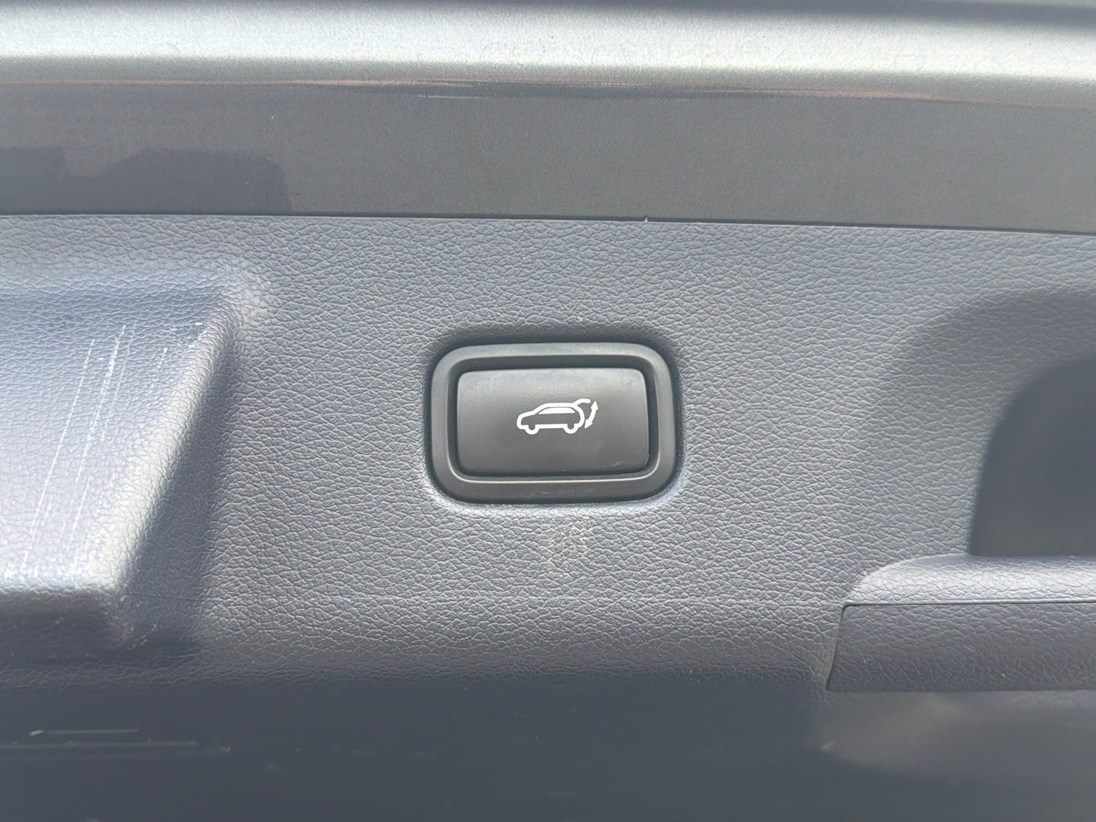Used 2022 Steel Graphite Hyundai Limited image 20