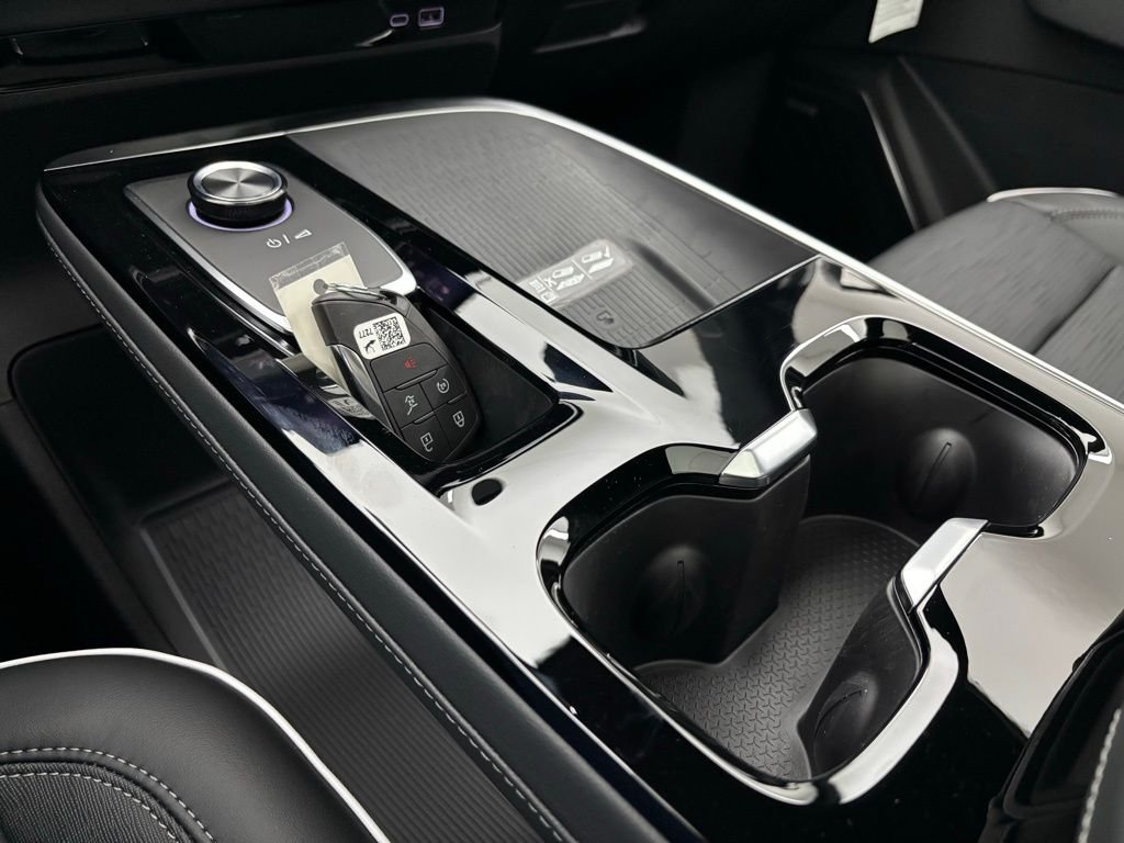 New 2026 Summit White Buick Sport Touring image 33