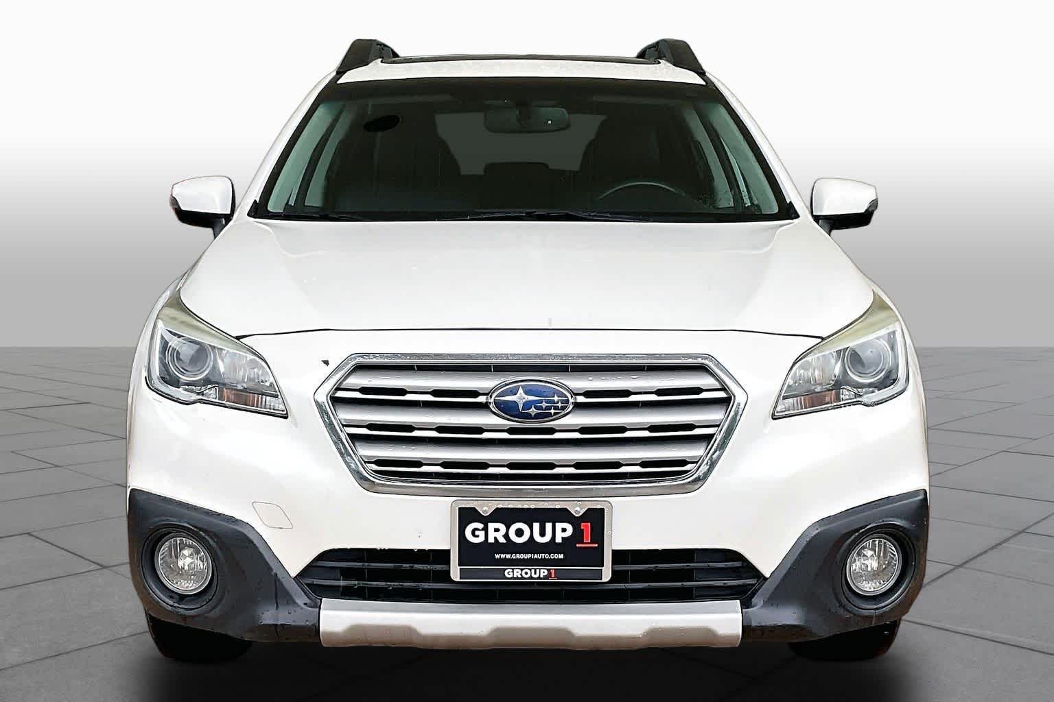 Used 2015 Crystal White Pearl Subaru 2.5i Limited image 4