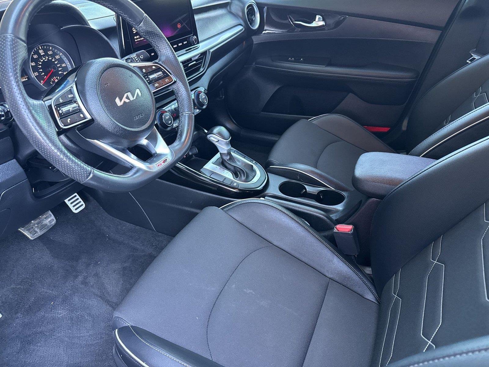 2023 Kia Forte GT-Line - Photo 10