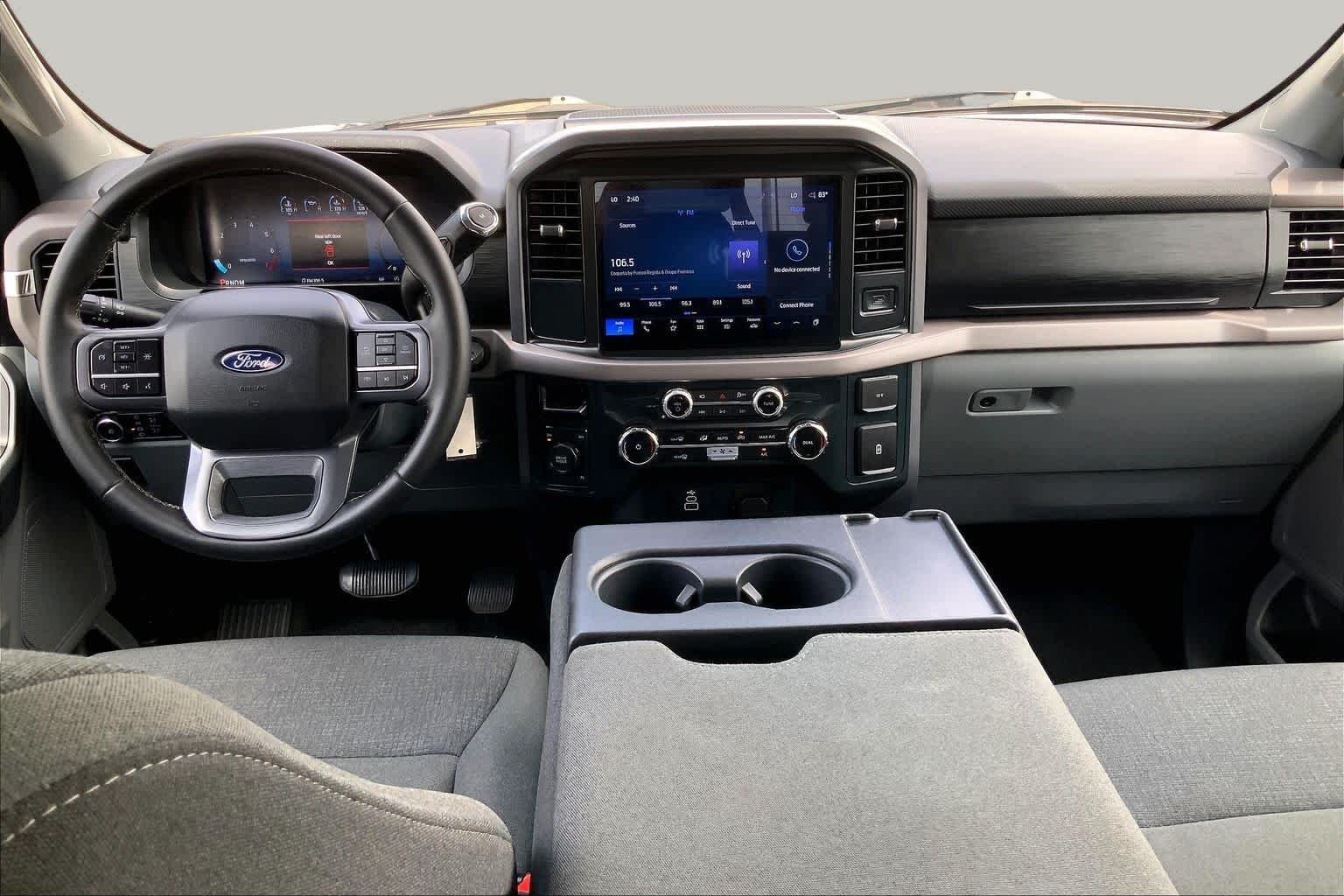 Used 2025 Atlas Blue Metallic Ford XLT image 16
