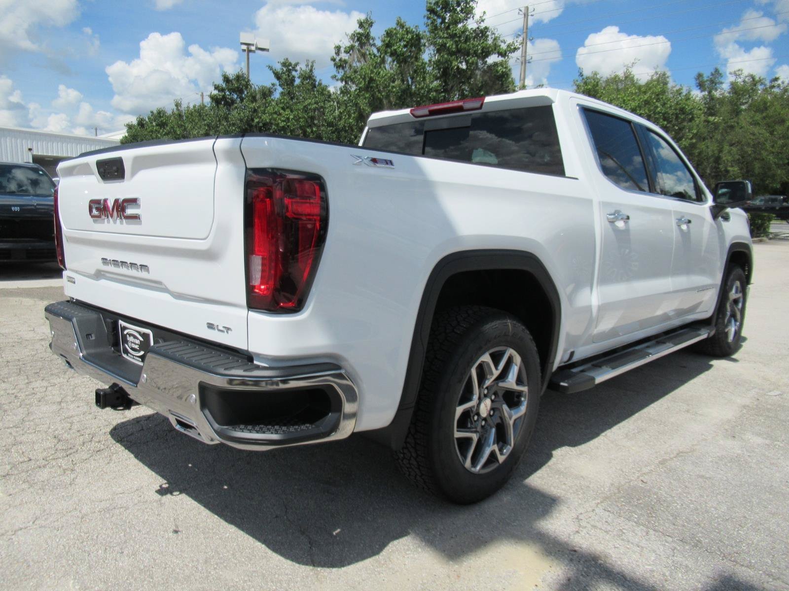 New 2026 Summit White GMC SLT image 7