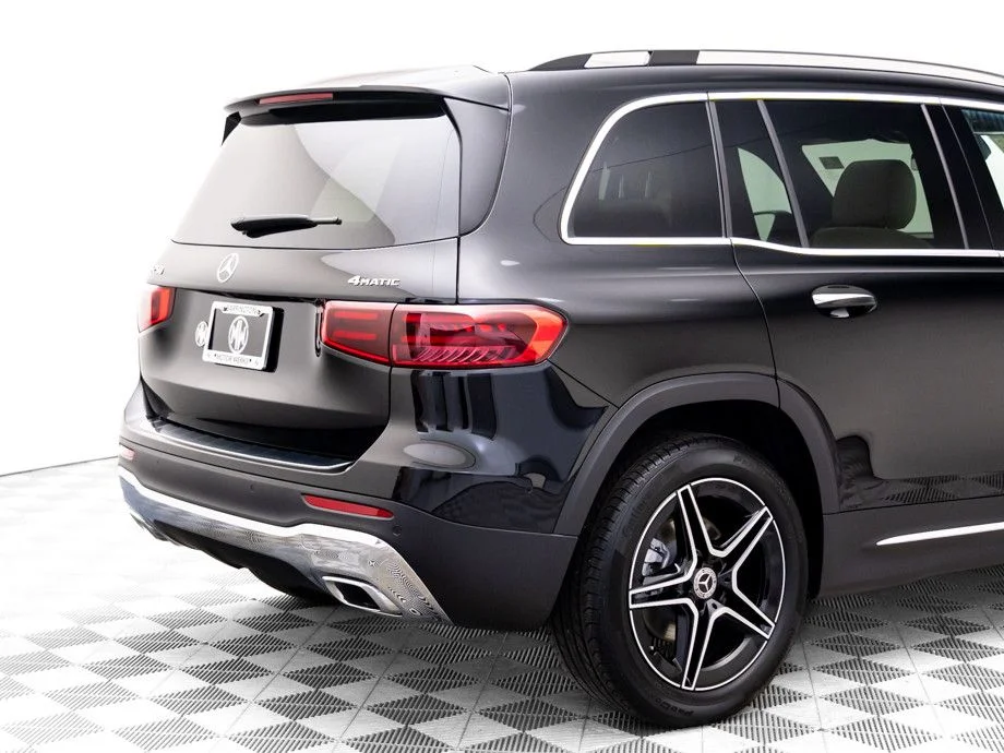 New 2026 Black Mercedes-Benz GLB 250 image 40