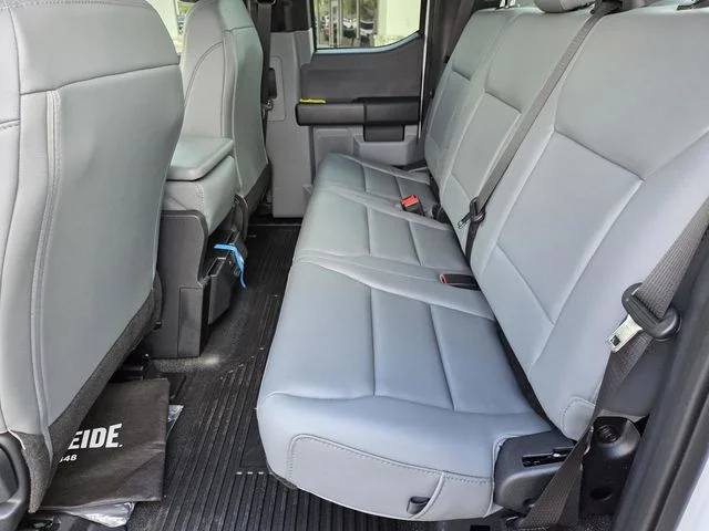 New 2026 Oxford White Ford F-250® XL image 28