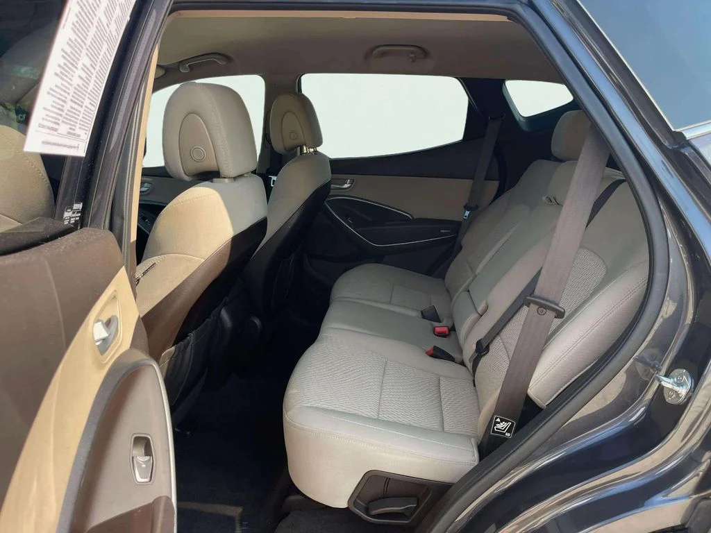 Used 2018 Platinum Graphite Hyundai 2.4 Base image 27