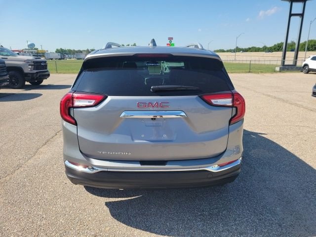 Used 2024 Silver GMC SLT image 23