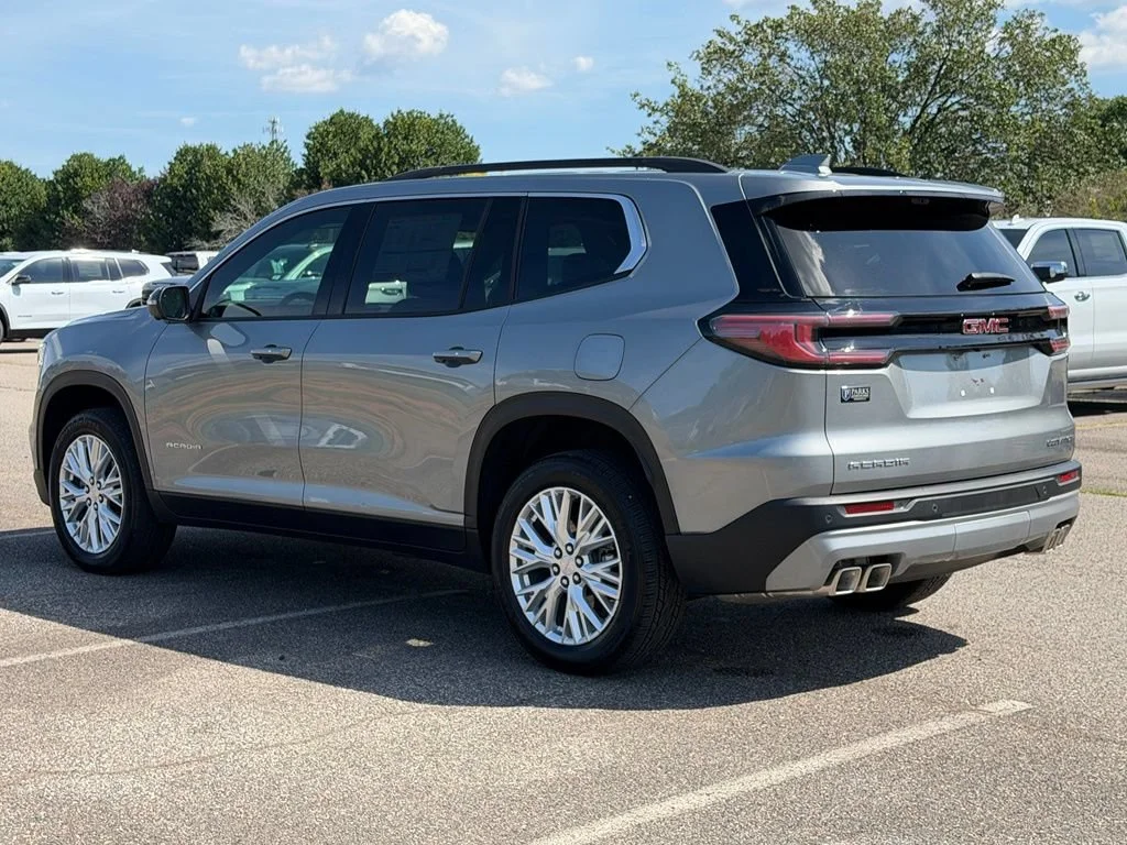 New 2026 Sterling Metallic GMC Elevation image 30
