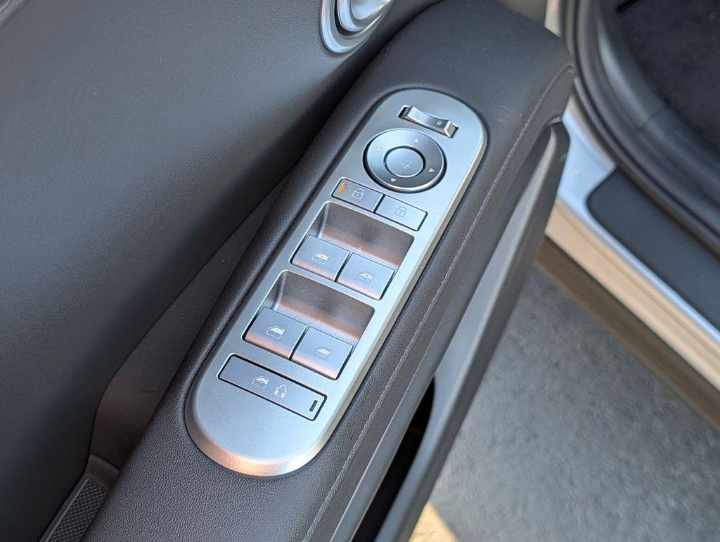 New 2026 Silver Hyundai Blue SEL Premium 7P image 21