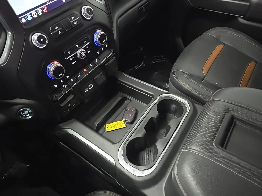 Used 2019 Summit White GMC AT4 image 26