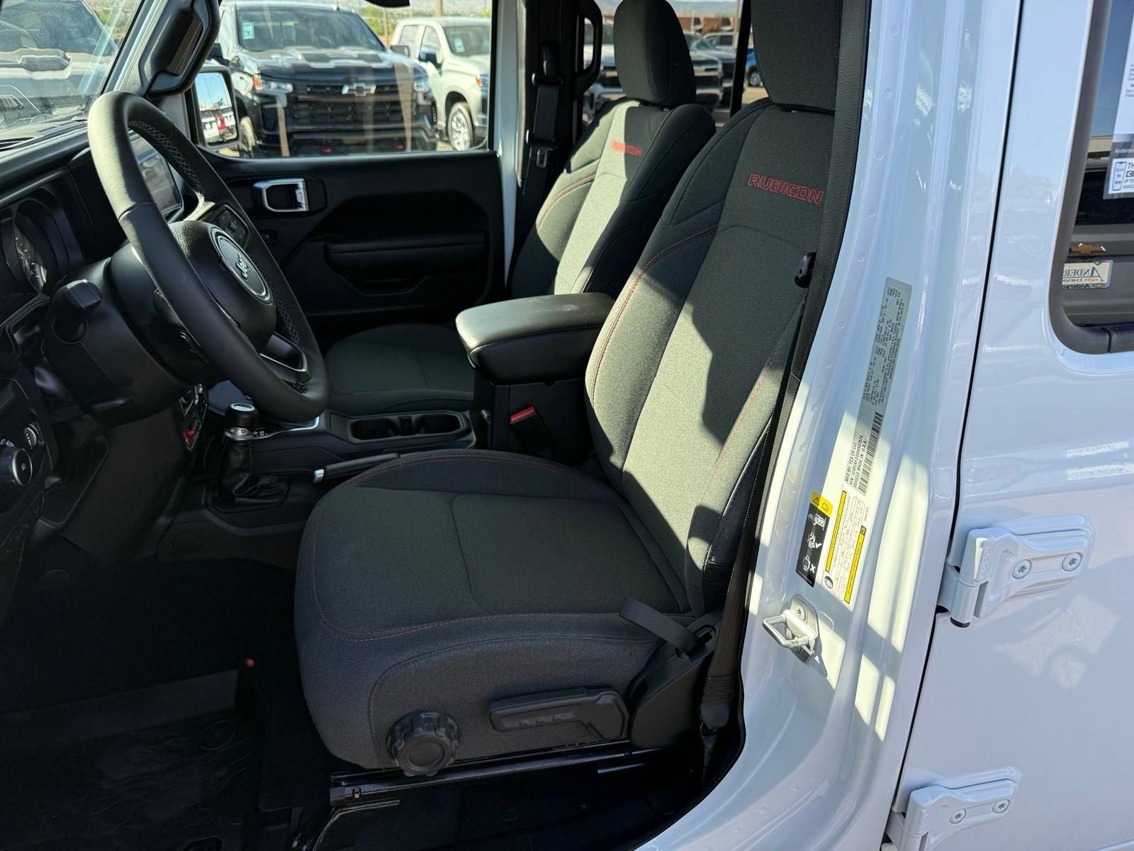 2025 Jeep Wrangler 4-Door Rubicon - Photo 30