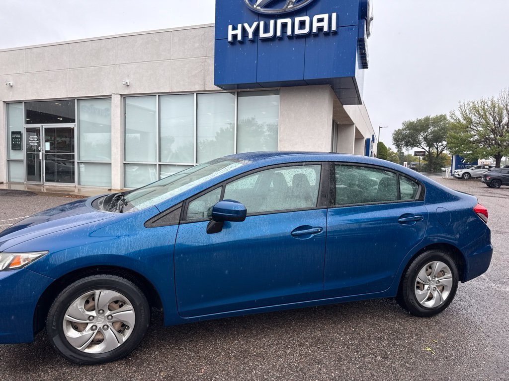 Used 2014 Blue Honda LX image 1