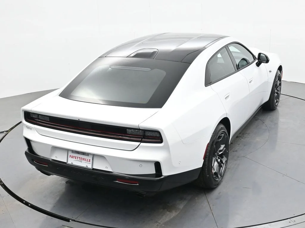 New 2026 White Knuckle Exterior Paint Dodge R/T image 28