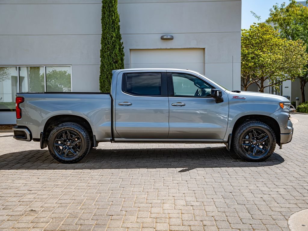 Used 2024 Dark Gray Chevrolet RST image 4