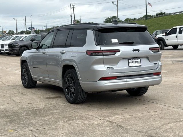 New 2026 Silver Zynith Exterior Paint Jeep Summit image 12