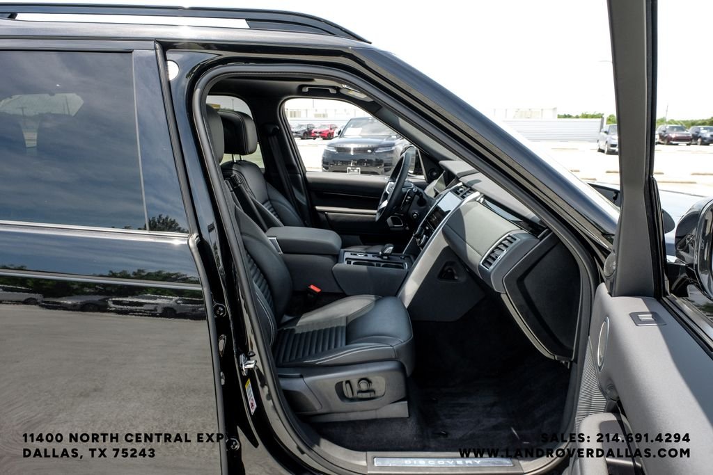 Used 2025 Black Land Rover S image 43