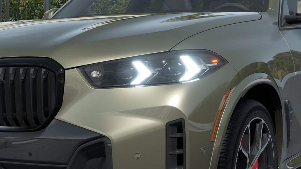 New 2026 Manhattan Green Metallic BMW sDrive40i image 30