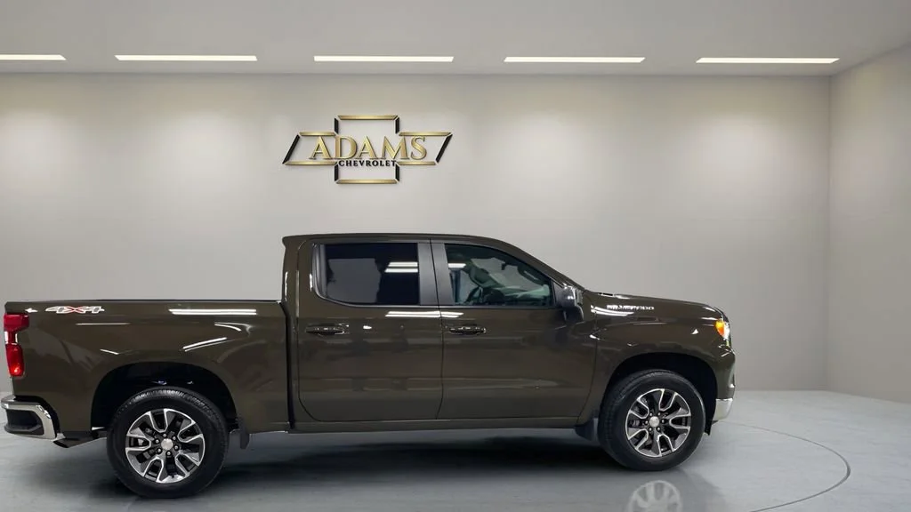2024 Chevrolet Silverado 1500 LT - Photo 12