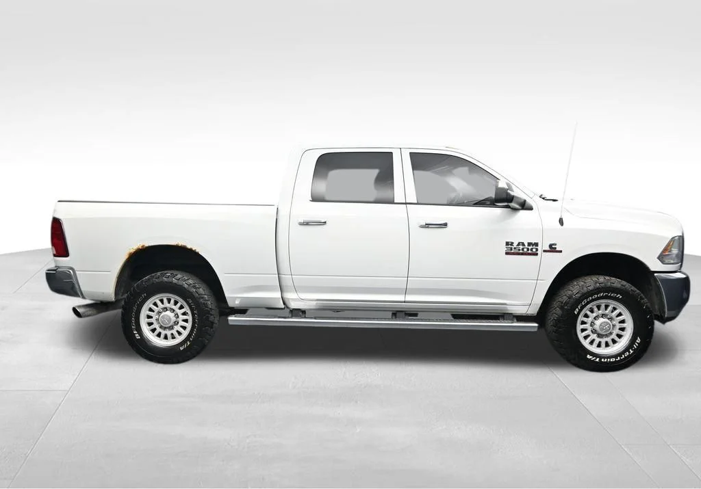 Used 2017 White Ram Big Horn image 6