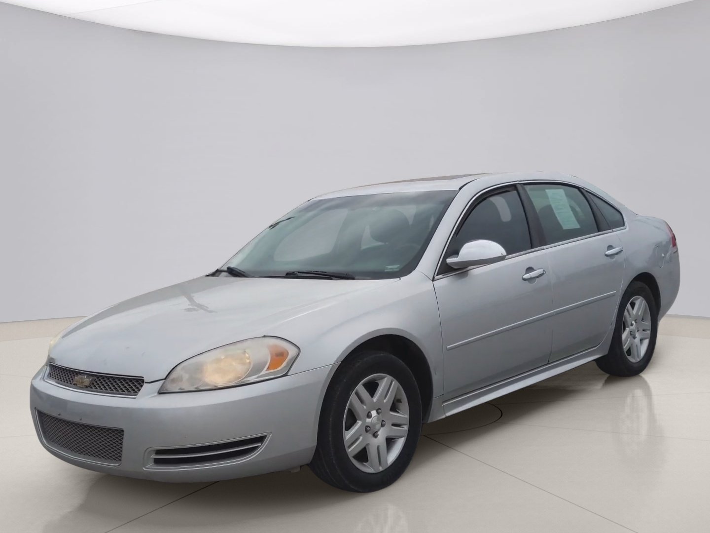 Used 2013 Silver Chevrolet LT image 1