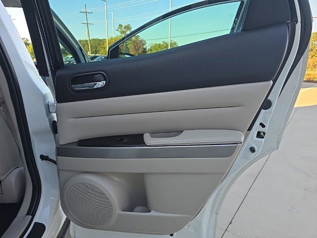 Used 2011 White Mazda s Grand Touring image 35
