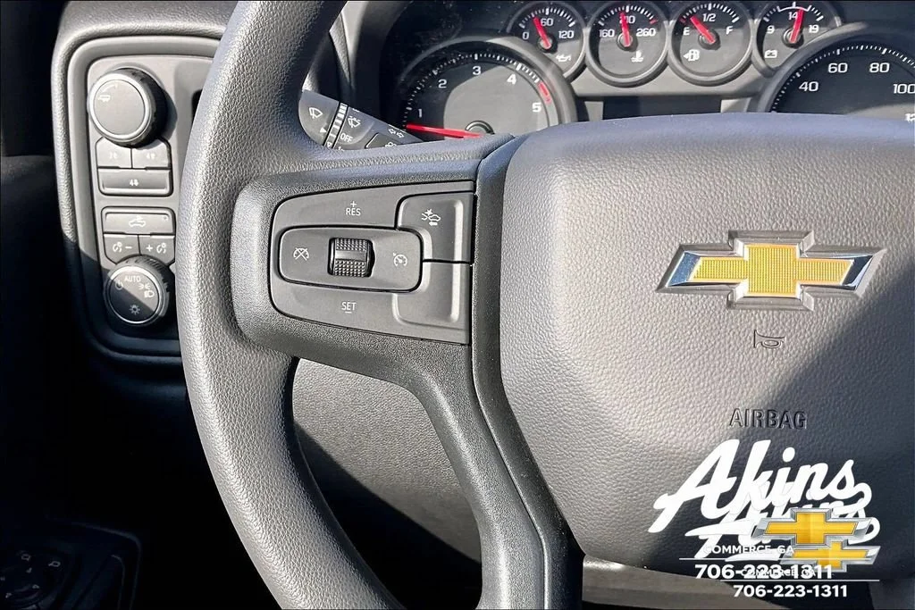 New 2026 Summit White Chevrolet Work Truck image 7